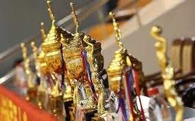 [图]东契奇38+11詹姆斯10分 湖人负太阳7连胜被终结