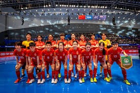 [法甲]门将出击失误 库利巴利乱战中破门